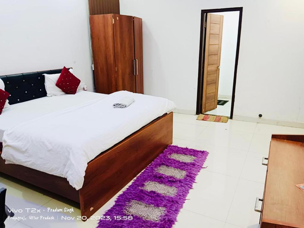 Mauji'S Villa Hotel & Guest House Allāhābād Junction المظهر الخارجي الصورة