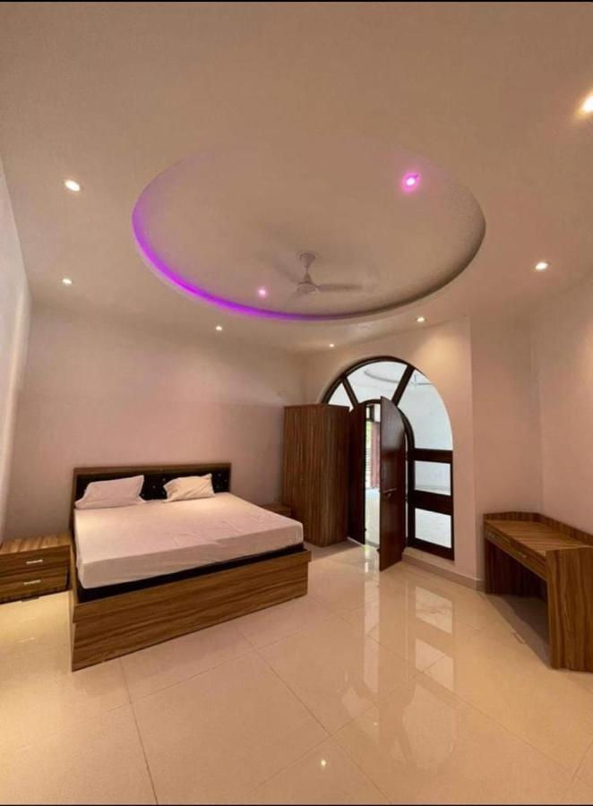 Mauji'S Villa Hotel & Guest House Allāhābād Junction المظهر الخارجي الصورة