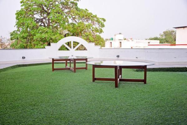 Mauji'S Villa Hotel & Guest House Allāhābād Junction المظهر الخارجي الصورة