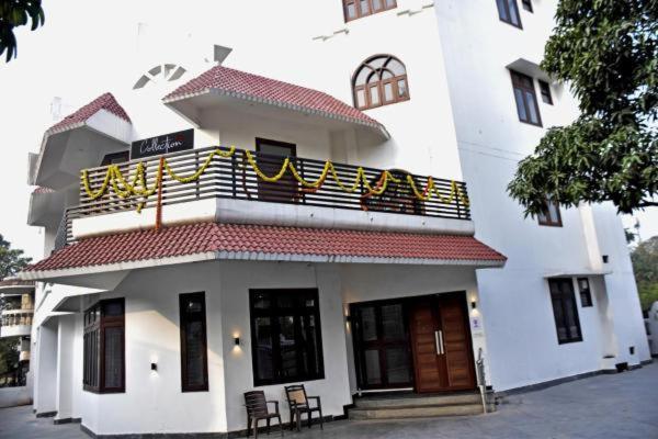 Mauji'S Villa Hotel & Guest House Allāhābād Junction المظهر الخارجي الصورة
