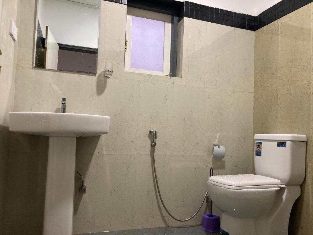 Mauji'S Villa Hotel & Guest House Allāhābād Junction المظهر الخارجي الصورة