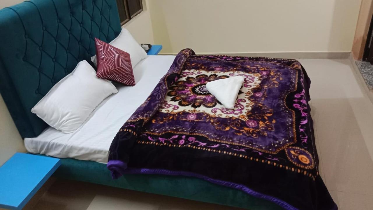 Mauji'S Villa Hotel & Guest House Allāhābād Junction المظهر الخارجي الصورة