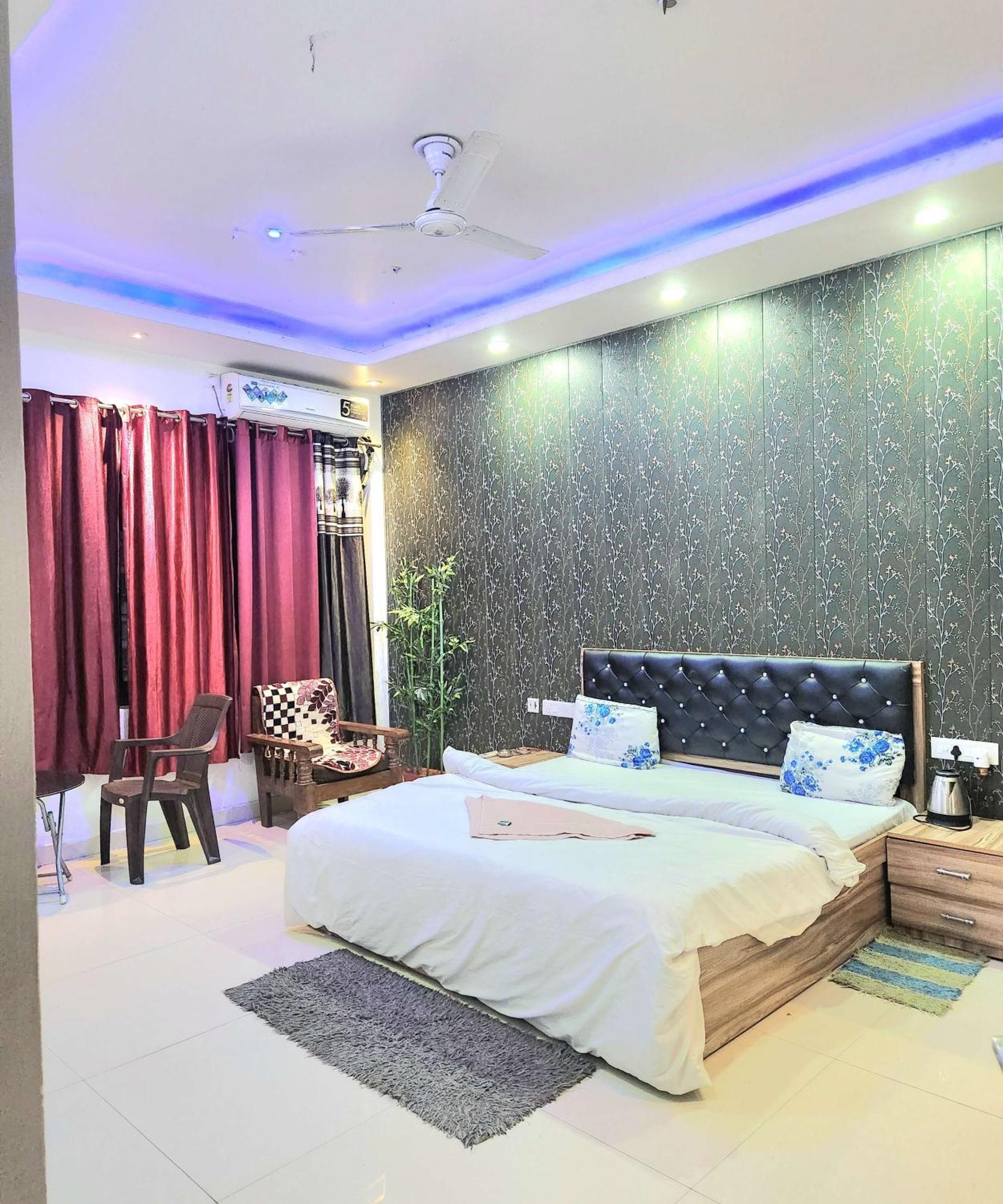 Mauji'S Villa Hotel & Guest House Allāhābād Junction المظهر الخارجي الصورة